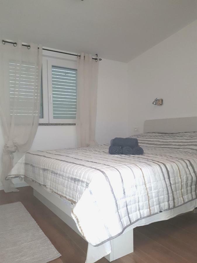 Kuca Za Odmor Pende Villa Banjol Exterior photo